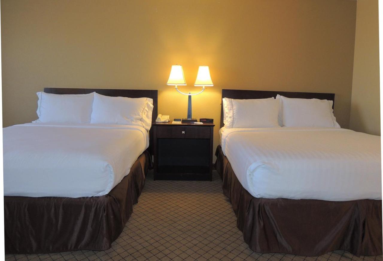 Holiday Inn Express Fallon By Ihg Buitenkant foto