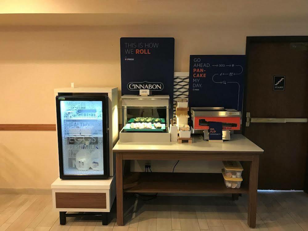 Holiday Inn Express Fallon By Ihg Buitenkant foto